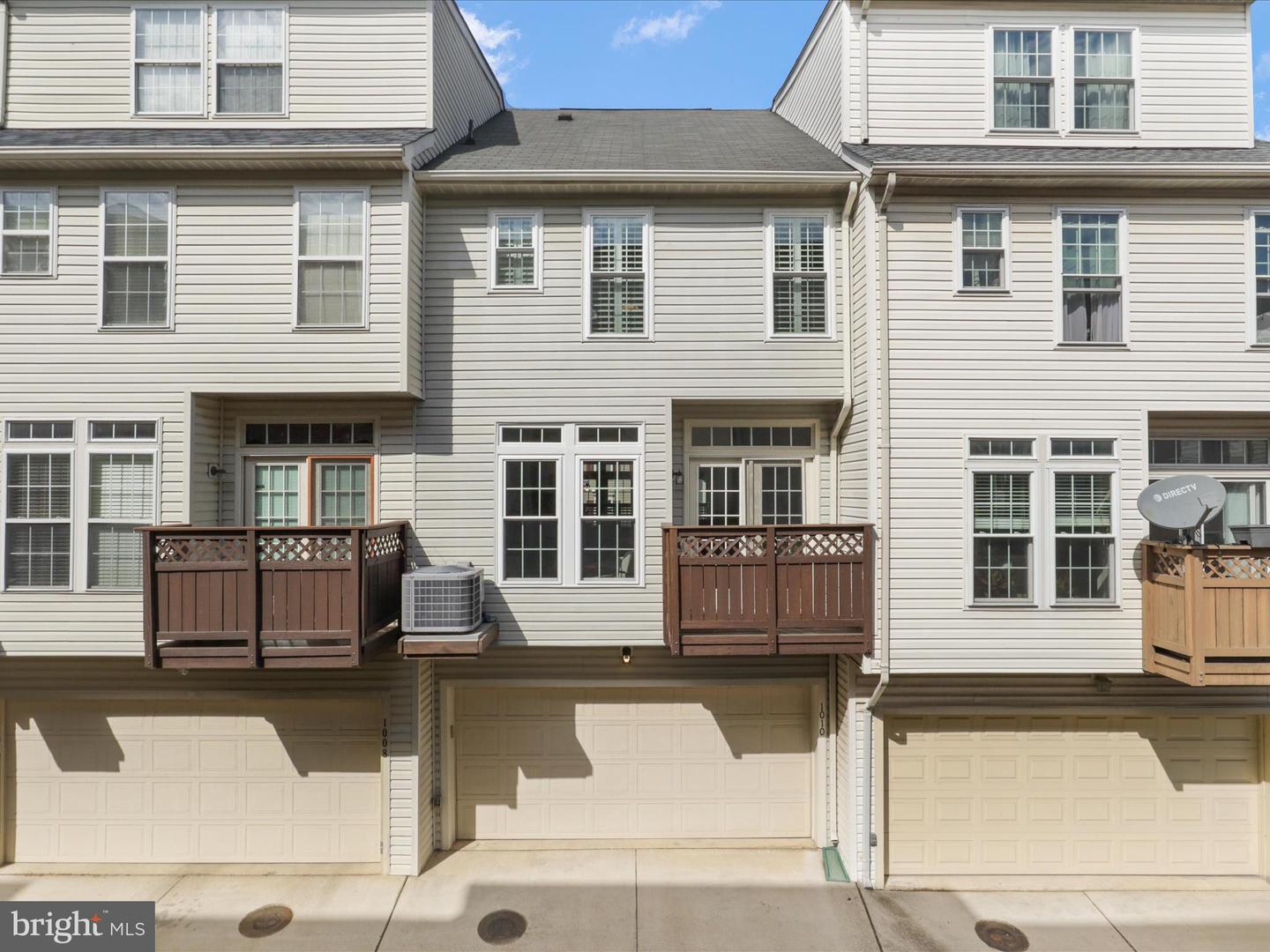 1010 Harrison Cir
