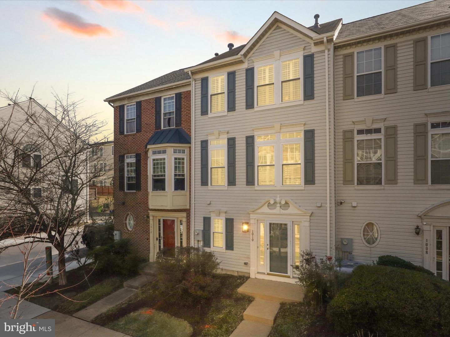1010 Harrison Cir