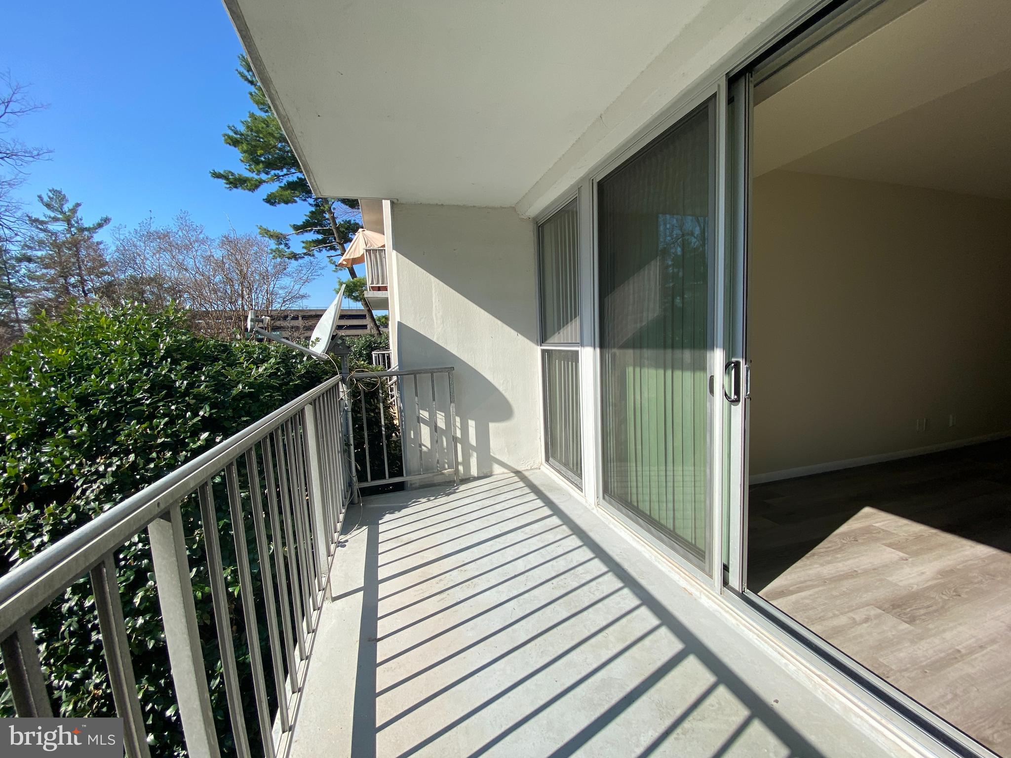 301 BEAUREGARD ST N #122