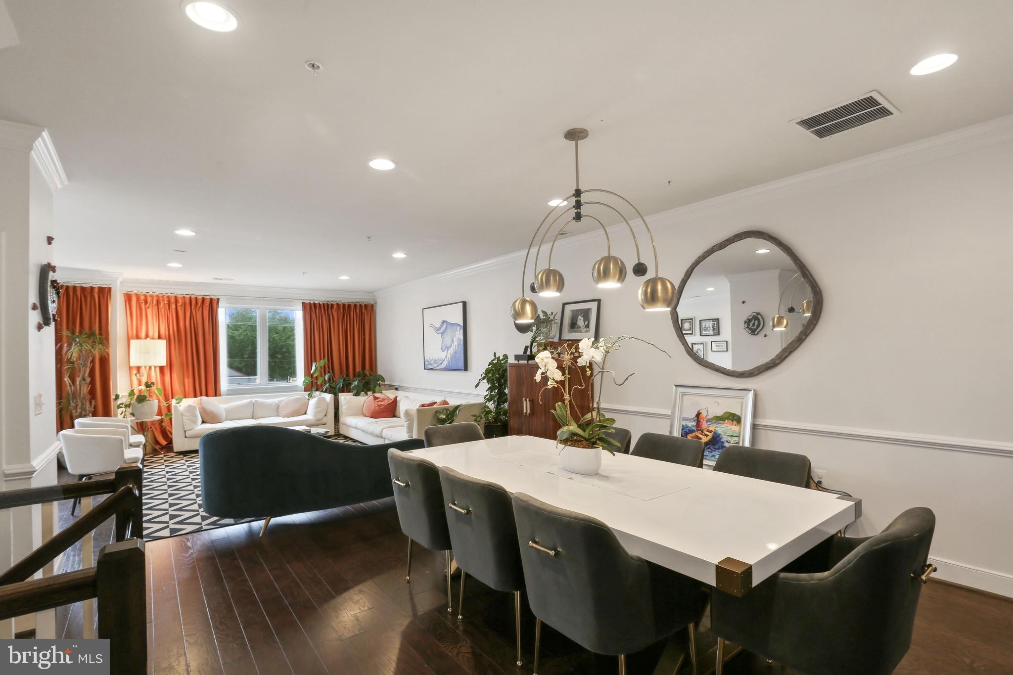 2117 RICHMOND HWY #102