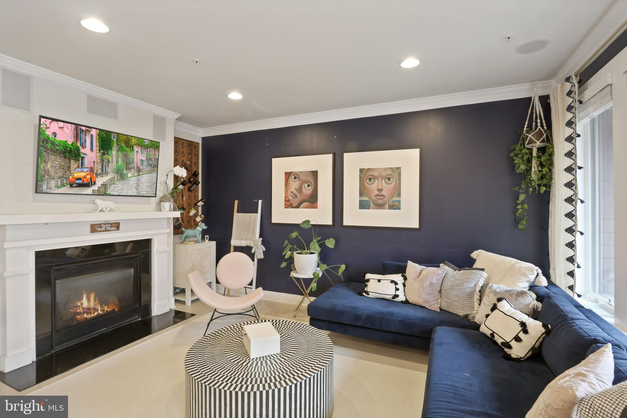 2117 RICHMOND HWY #102