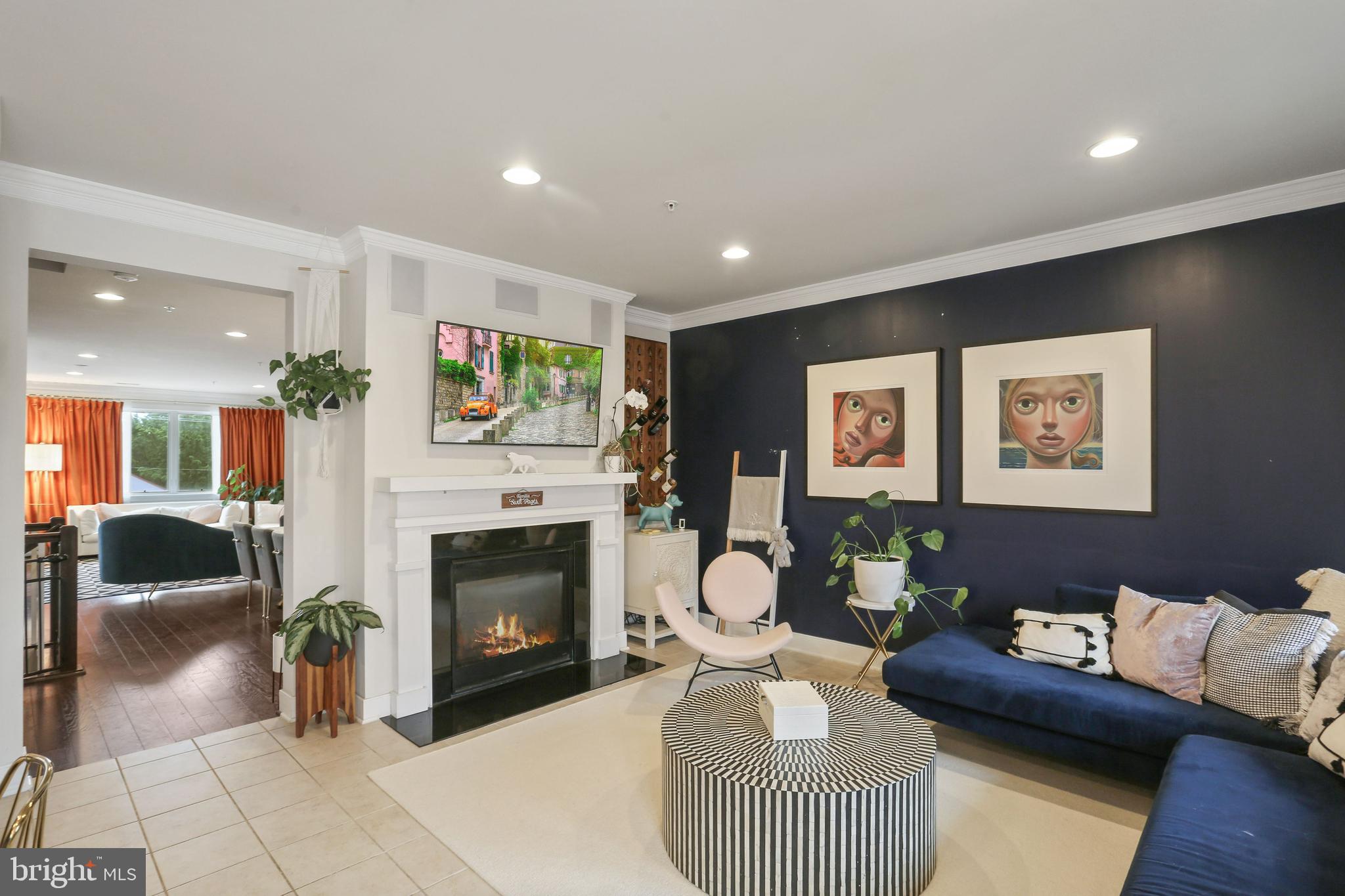 2117 RICHMOND HWY #102