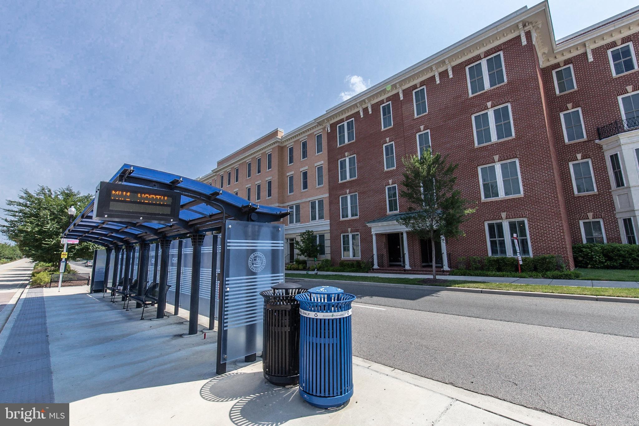 2117 RICHMOND HWY #102