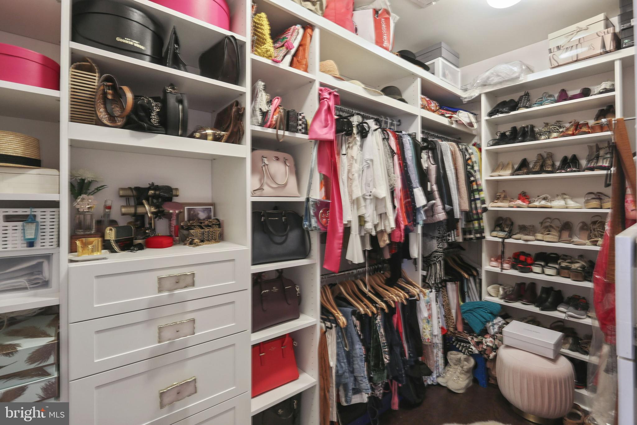 2117 RICHMOND HWY #102