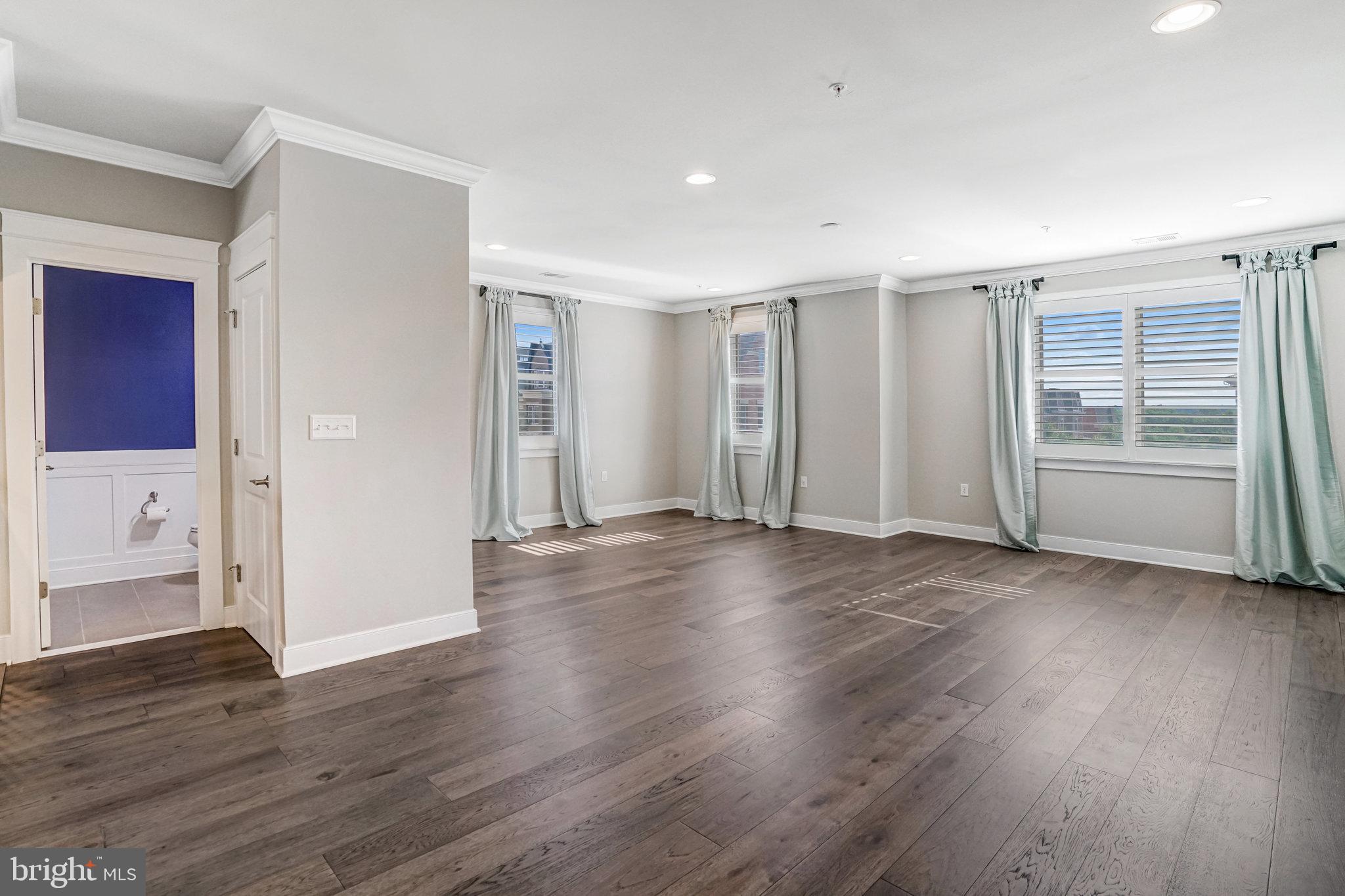 621 BLUEMONT AVE