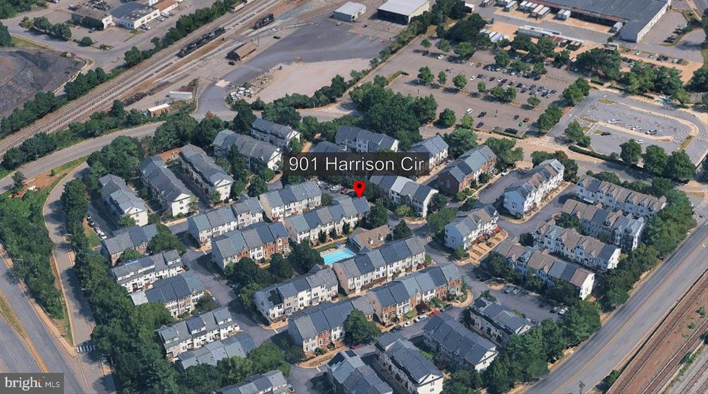 901 HARRISON CIRCLE