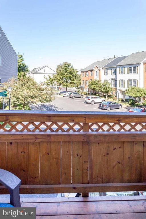 901 HARRISON CIRCLE