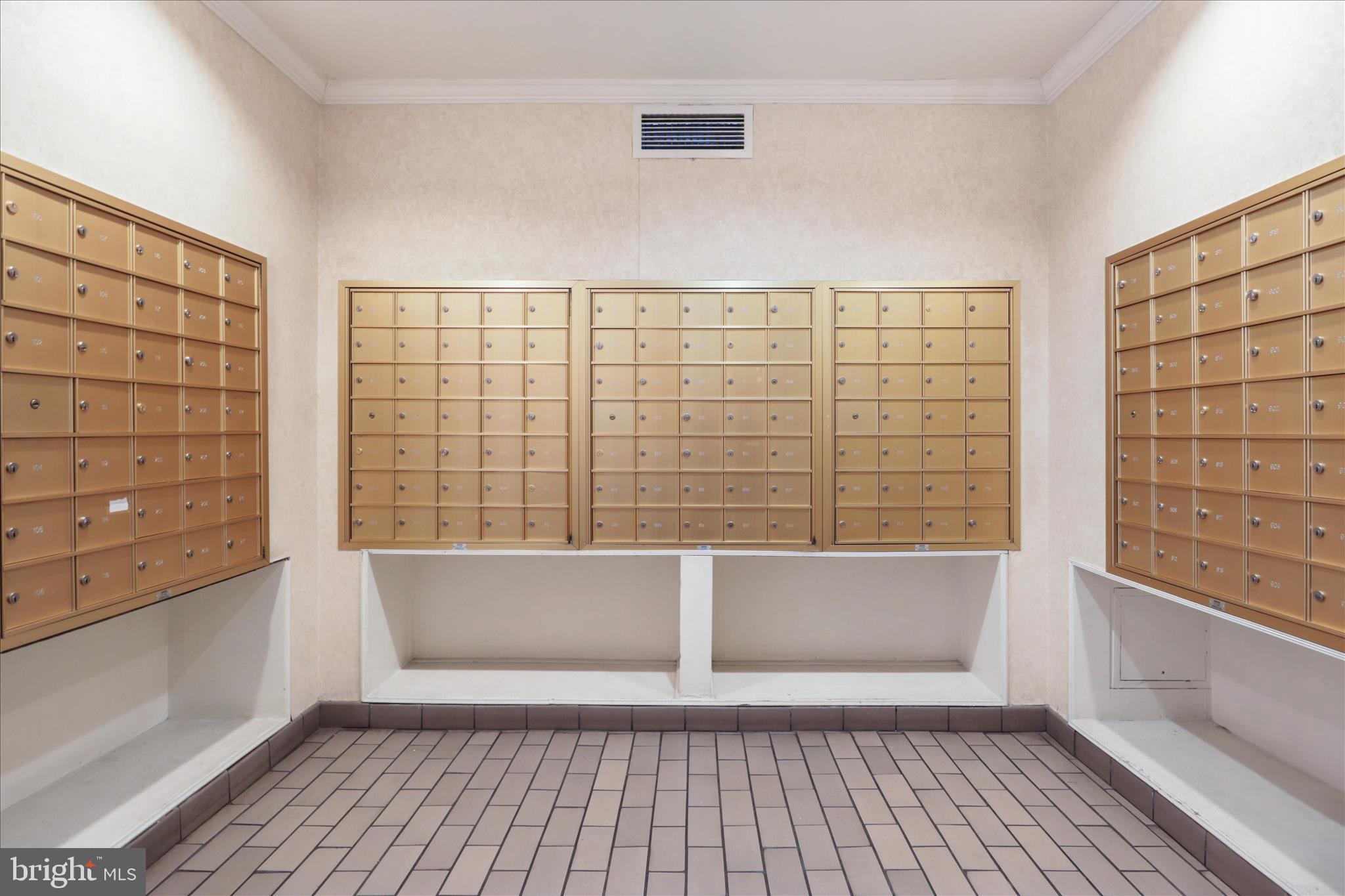 5340 HOLMES RUN PARKWAY 904