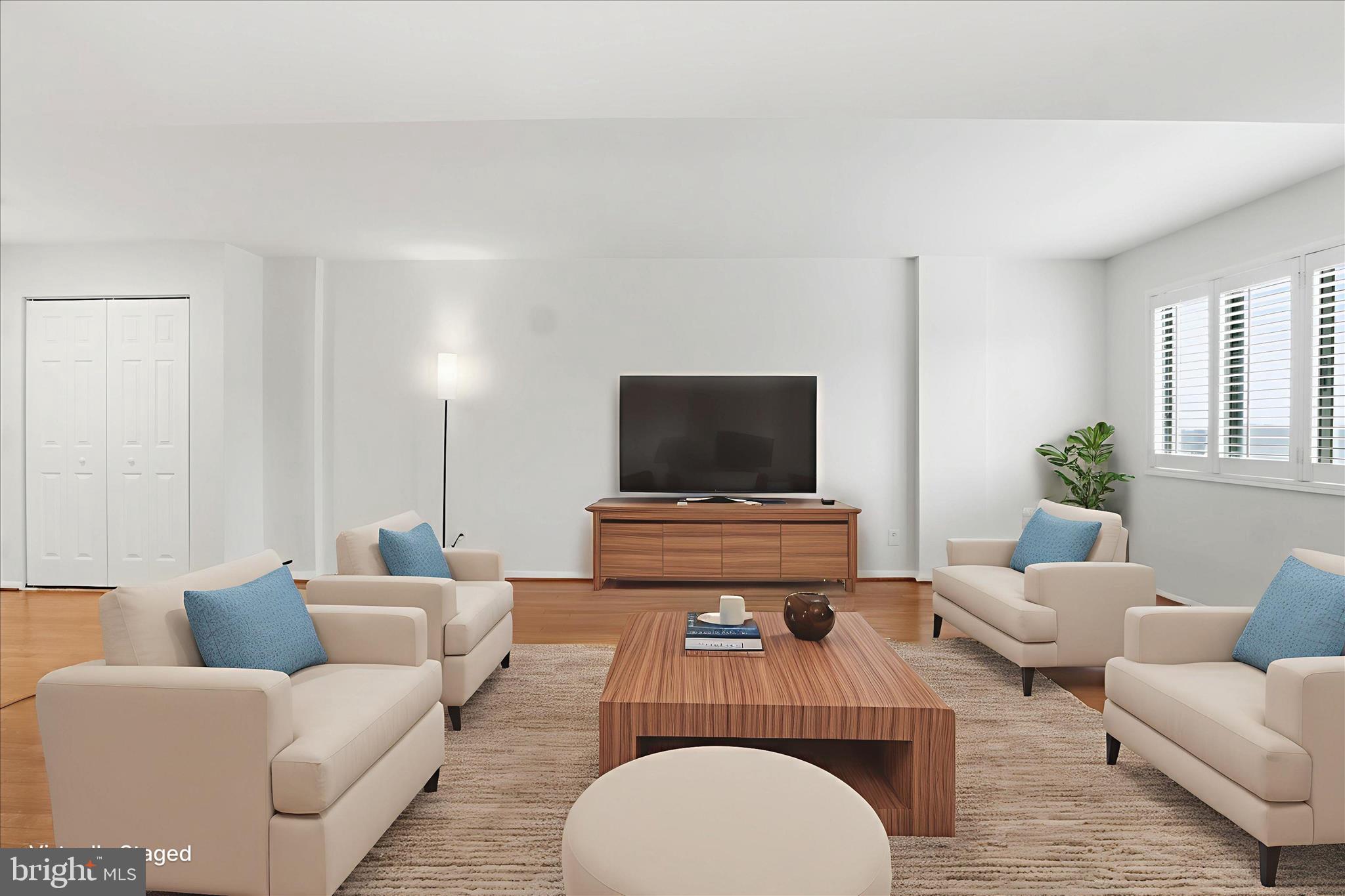 5340 HOLMES RUN PARKWAY 904