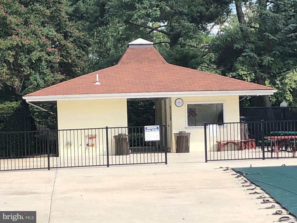 301 N BEAUREGARD STREET N Unit: 122