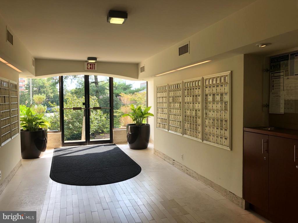 301 N BEAUREGARD STREET N Unit: 122