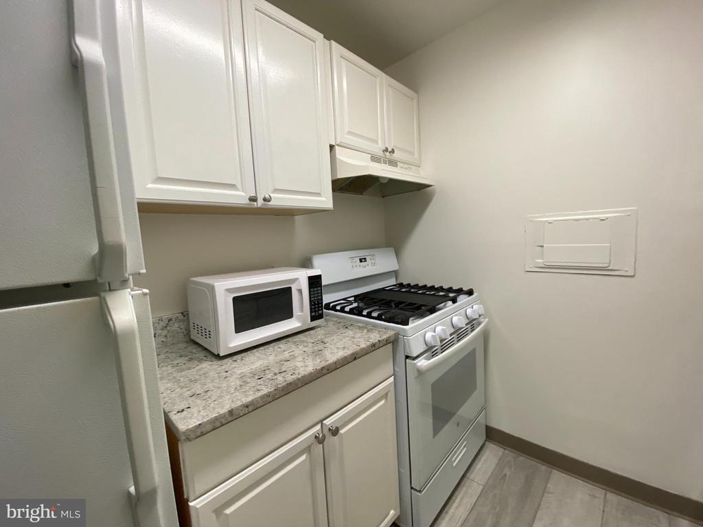 301 N BEAUREGARD STREET N Unit: 122