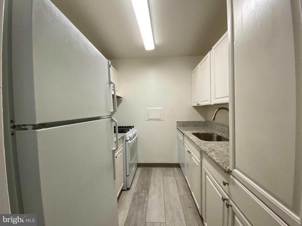 301 N BEAUREGARD STREET N Unit: 122