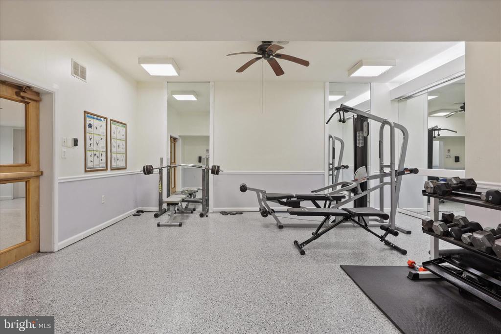5340 HOLMES RUN PARKWAY Unit: 904