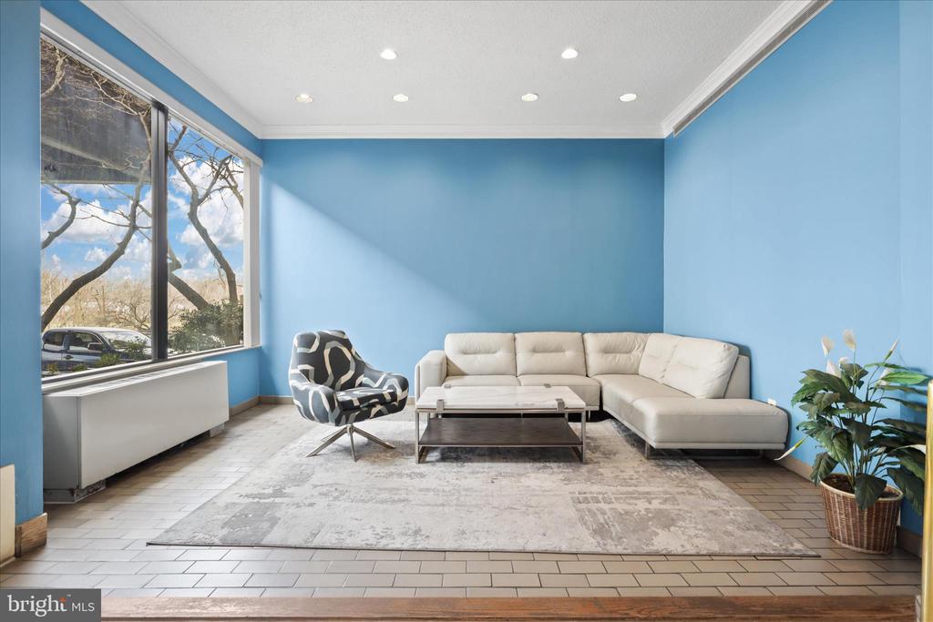 5340 HOLMES RUN PARKWAY Unit: 904