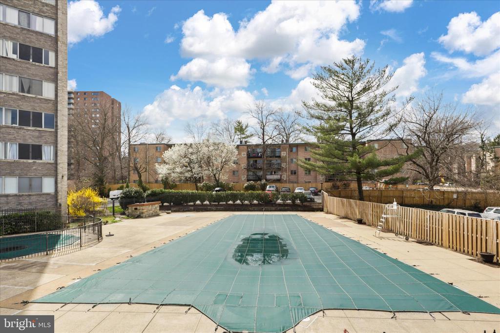 5340 HOLMES RUN PARKWAY Unit: 904
