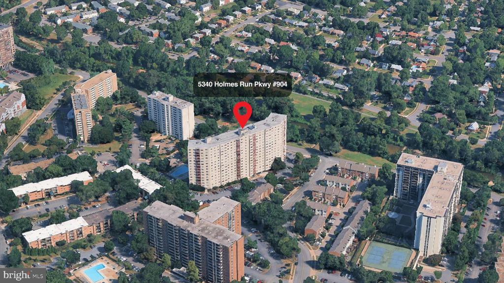 5340 HOLMES RUN PARKWAY Unit: 904