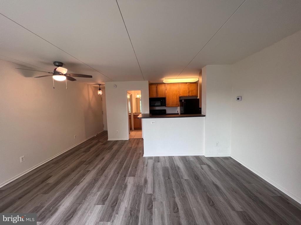 75 S REYNOLDS STREET Unit: 304