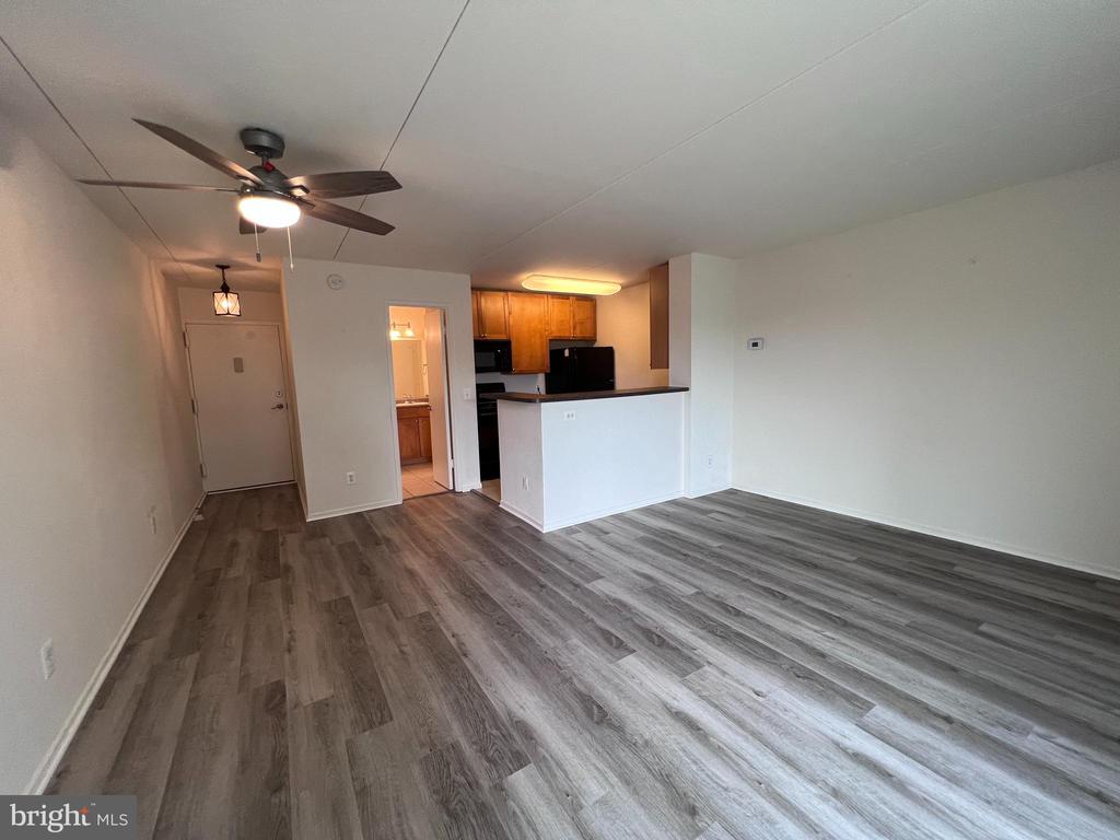 75 S REYNOLDS STREET Unit: 304