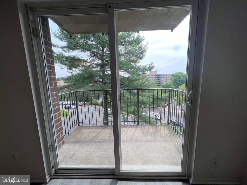 75 S REYNOLDS STREET Unit: 304