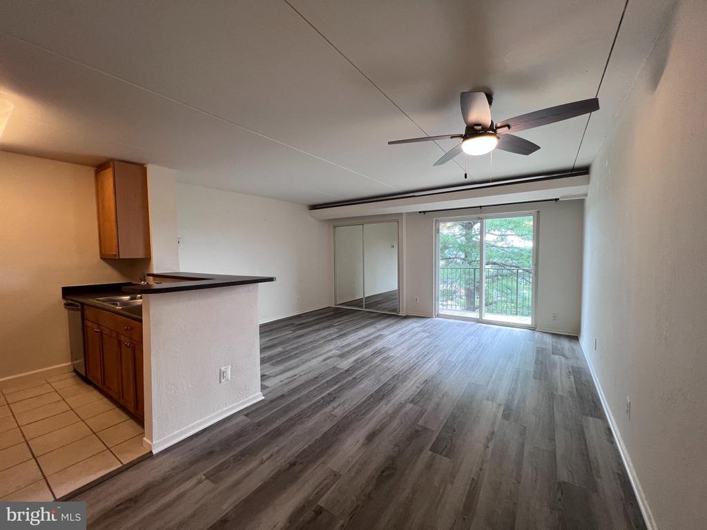 75 S REYNOLDS STREET Unit: 304