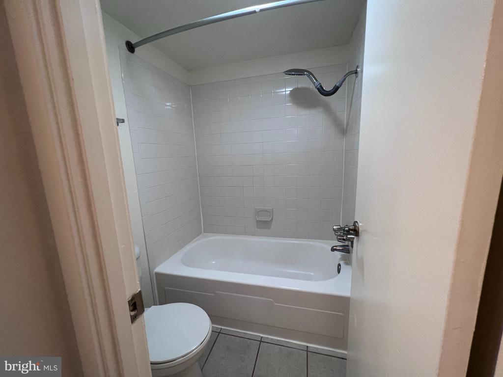 75 S REYNOLDS STREET Unit: 304