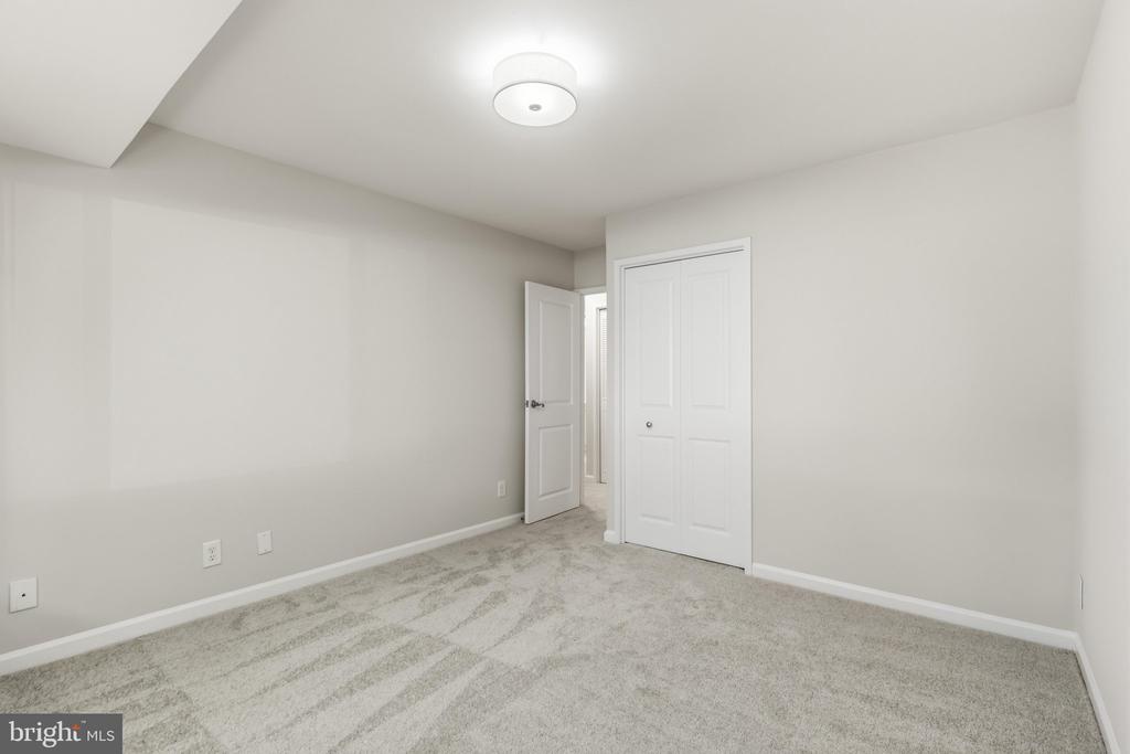 10570 MAIN STREET 302