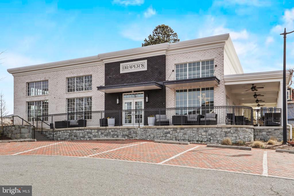 10570 MAIN STREET 302