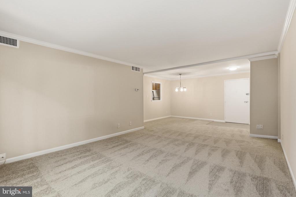 10570 MAIN STREET 302