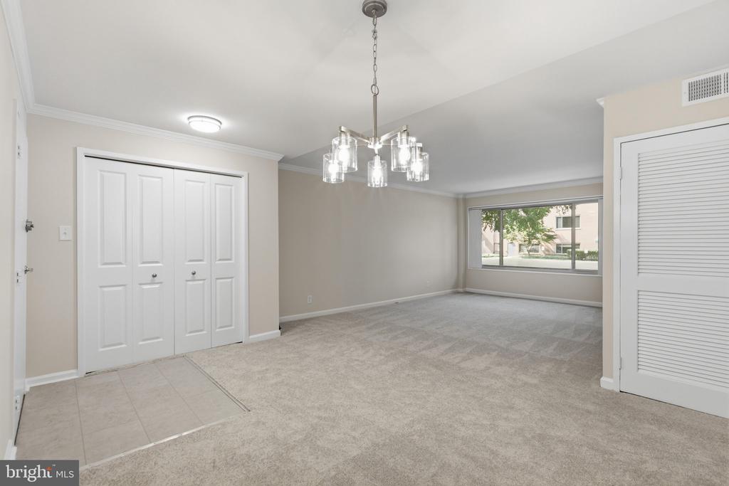 10570 MAIN STREET 302