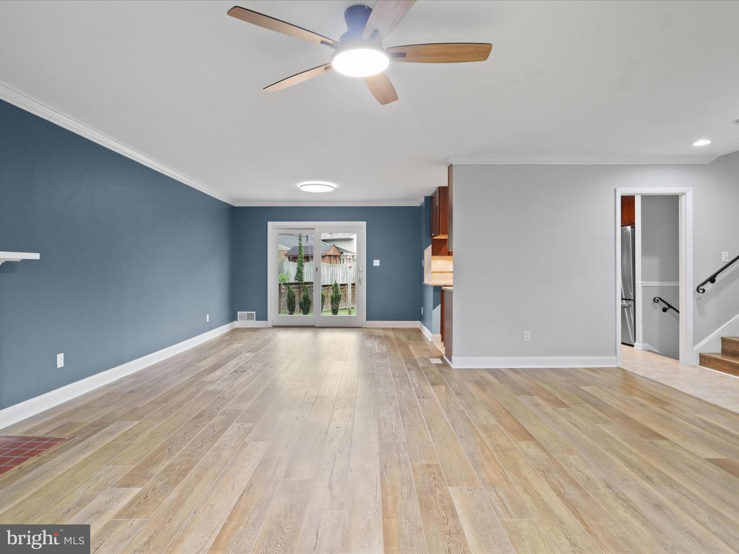8323 Blowing Rock Rd