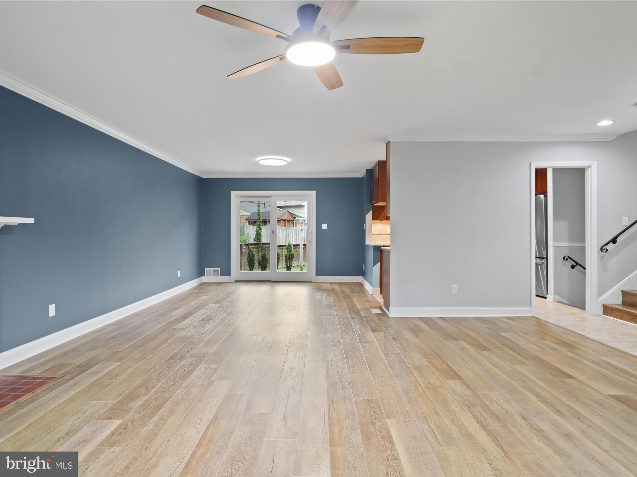 8323 Blowing Rock Rd