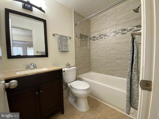 6004 CURTIER DRIVE D D