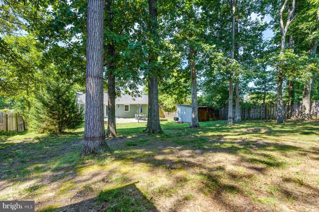 7806 JANSEN DRIVE