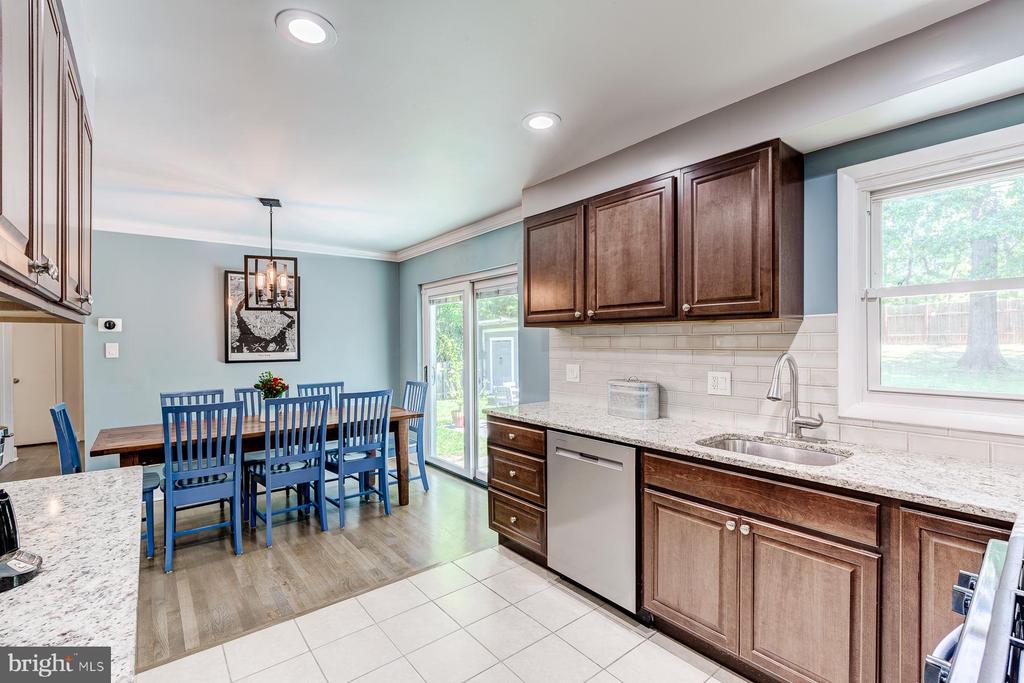 7806 JANSEN DRIVE
