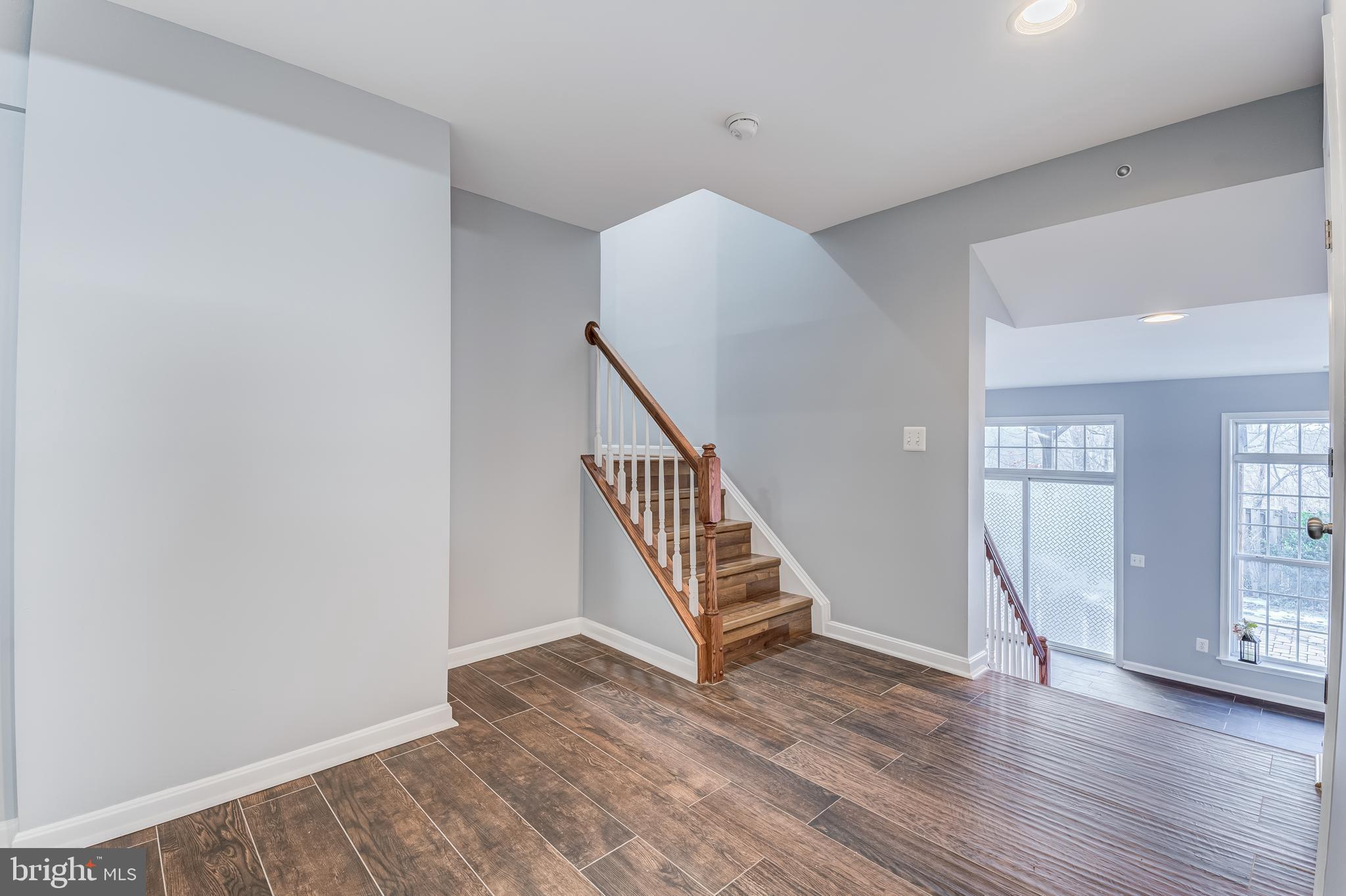 2396 BATTERY HILL CIR