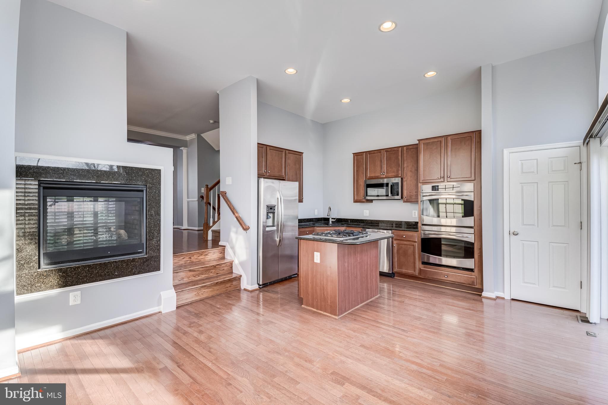 2396 BATTERY HILL CIR