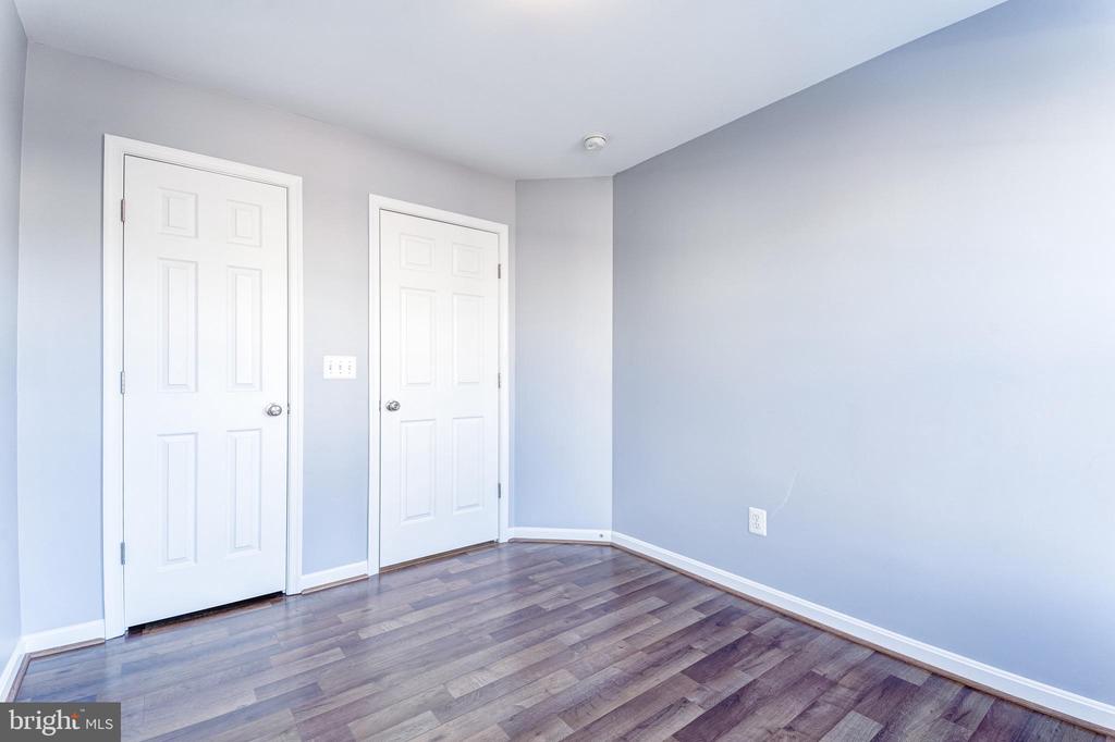 2396 BATTERY HILL CIR