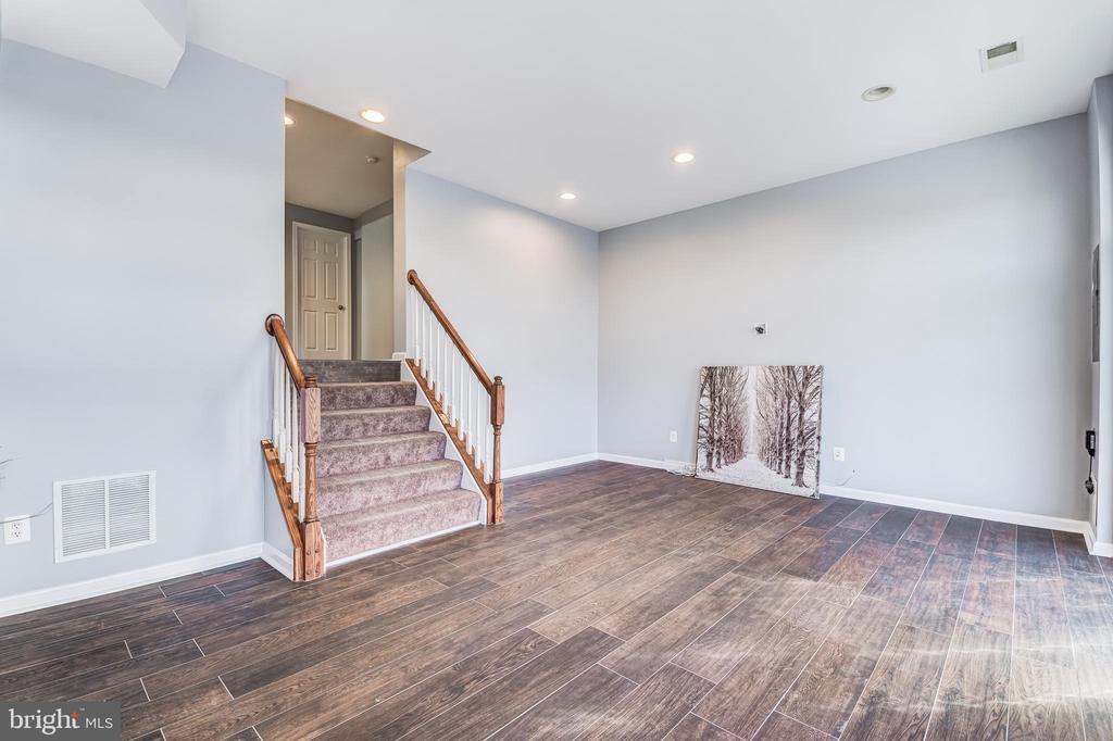 2396 BATTERY HILL CIR