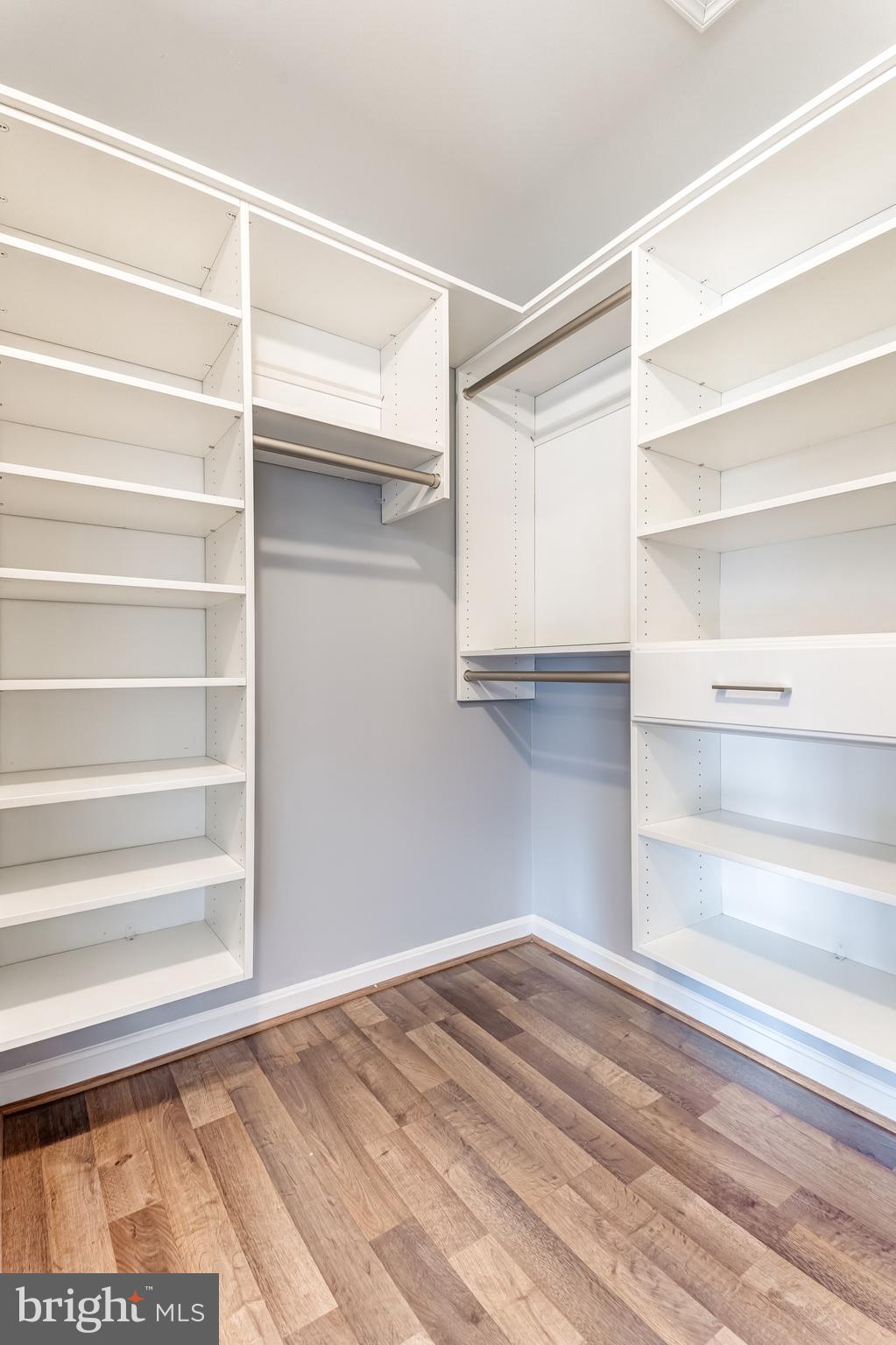 2396 BATTERY HILL CIR