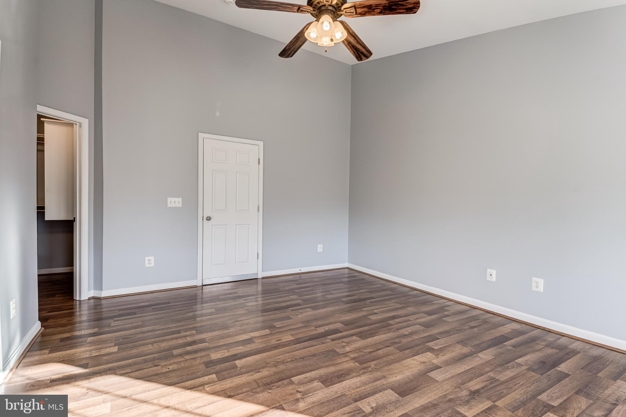 2396 BATTERY HILL CIR