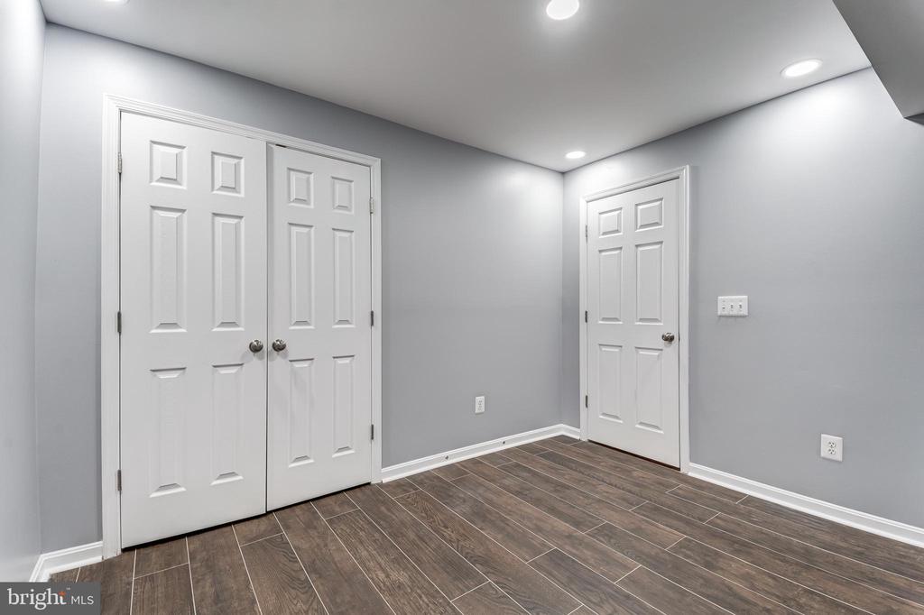 2396 BATTERY HILL CIR