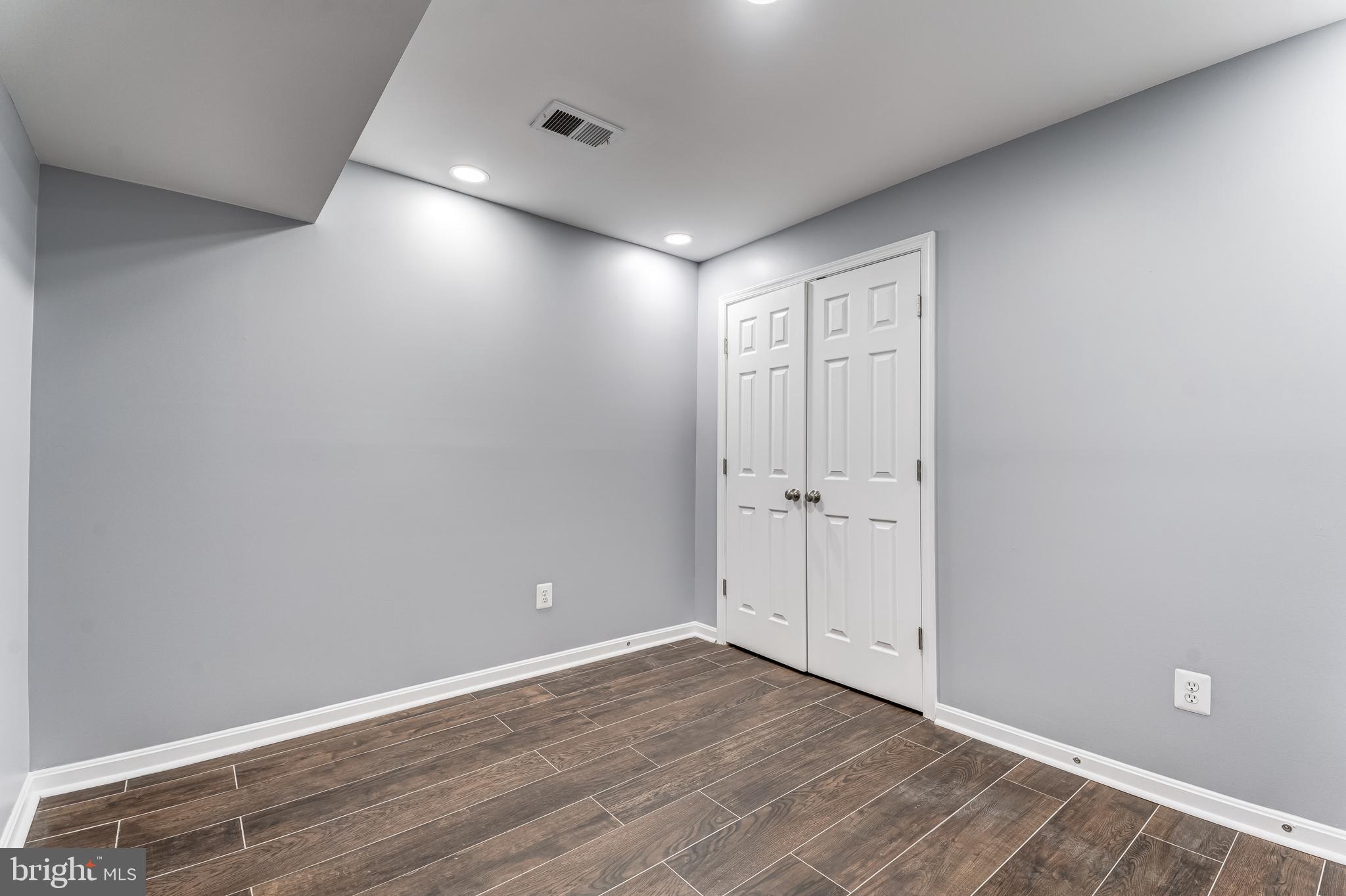 2396 BATTERY HILL CIR