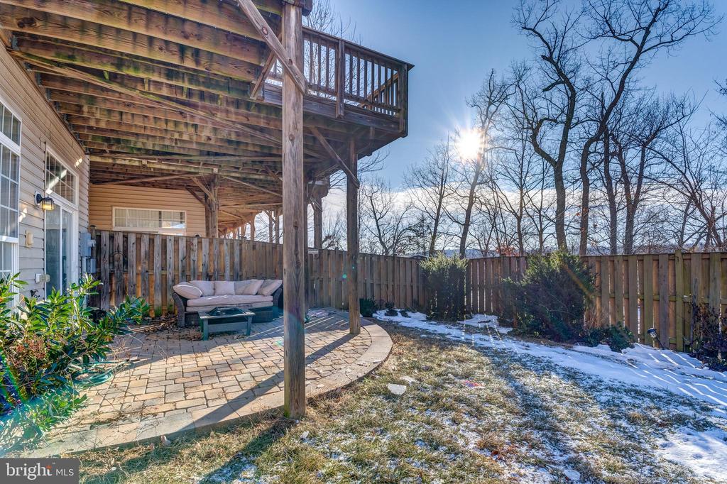 2396 BATTERY HILL CIR