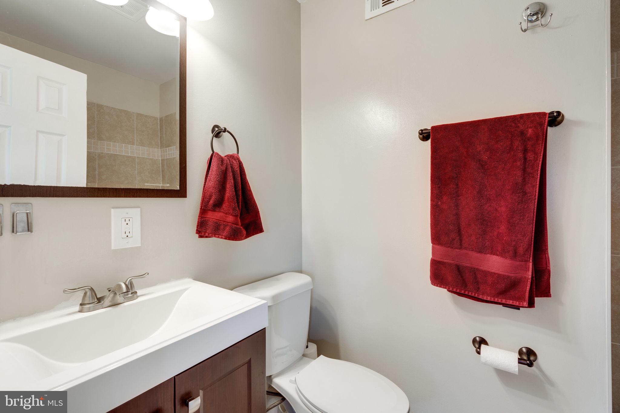 12707 HARBORVIEW COURT