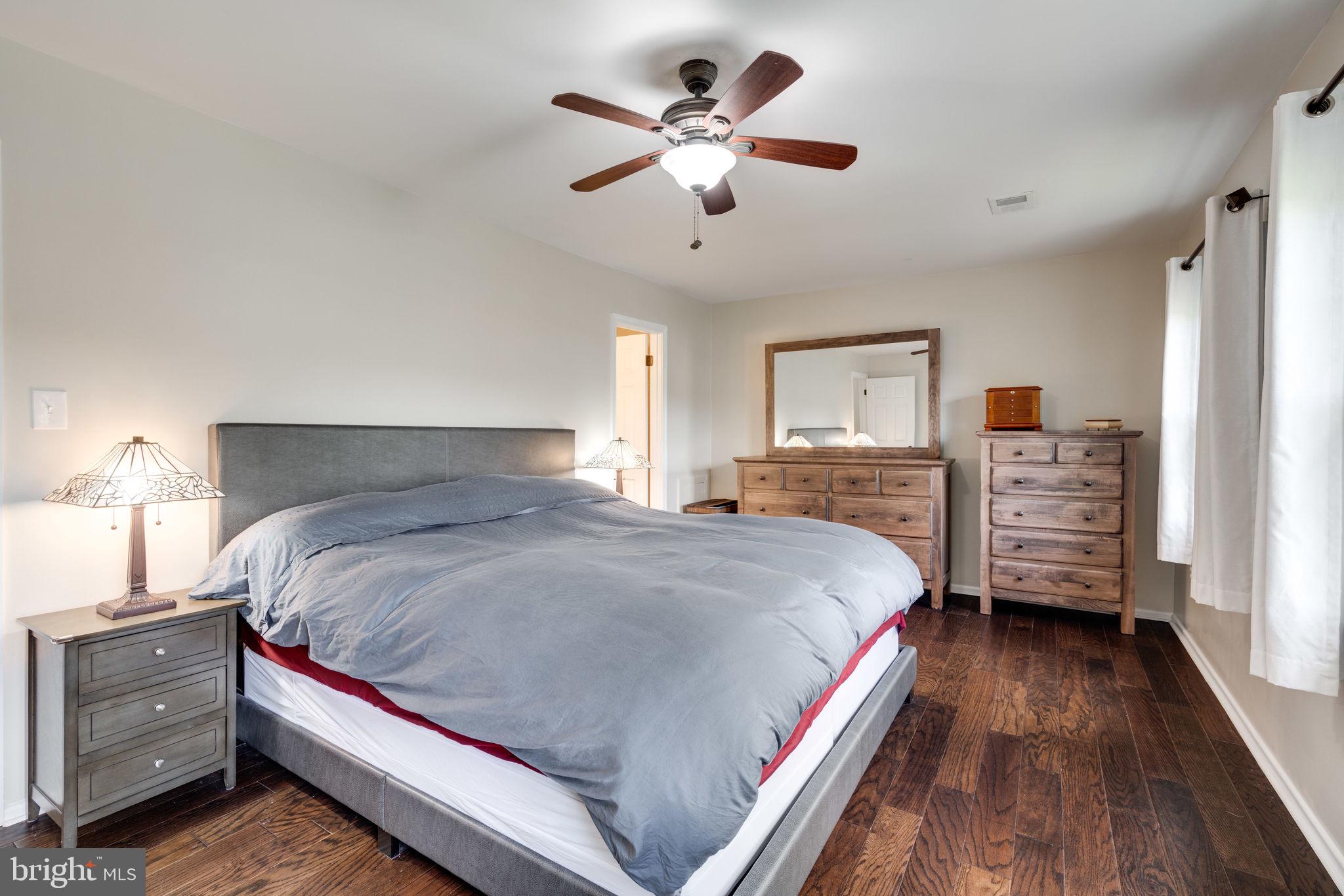 12707 HARBORVIEW COURT