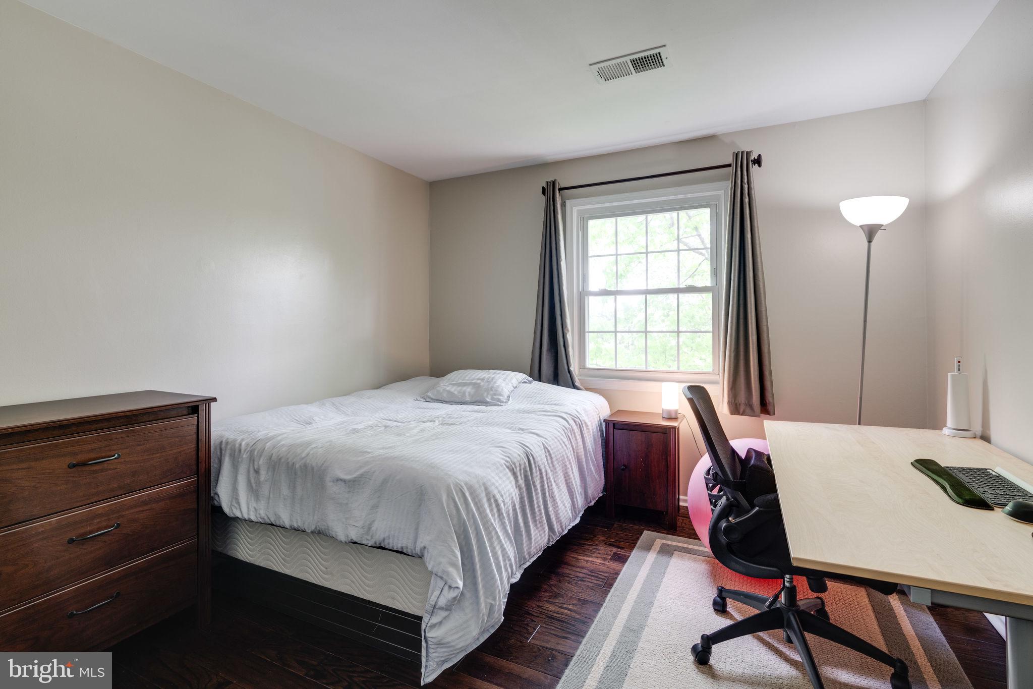 12707 HARBORVIEW COURT