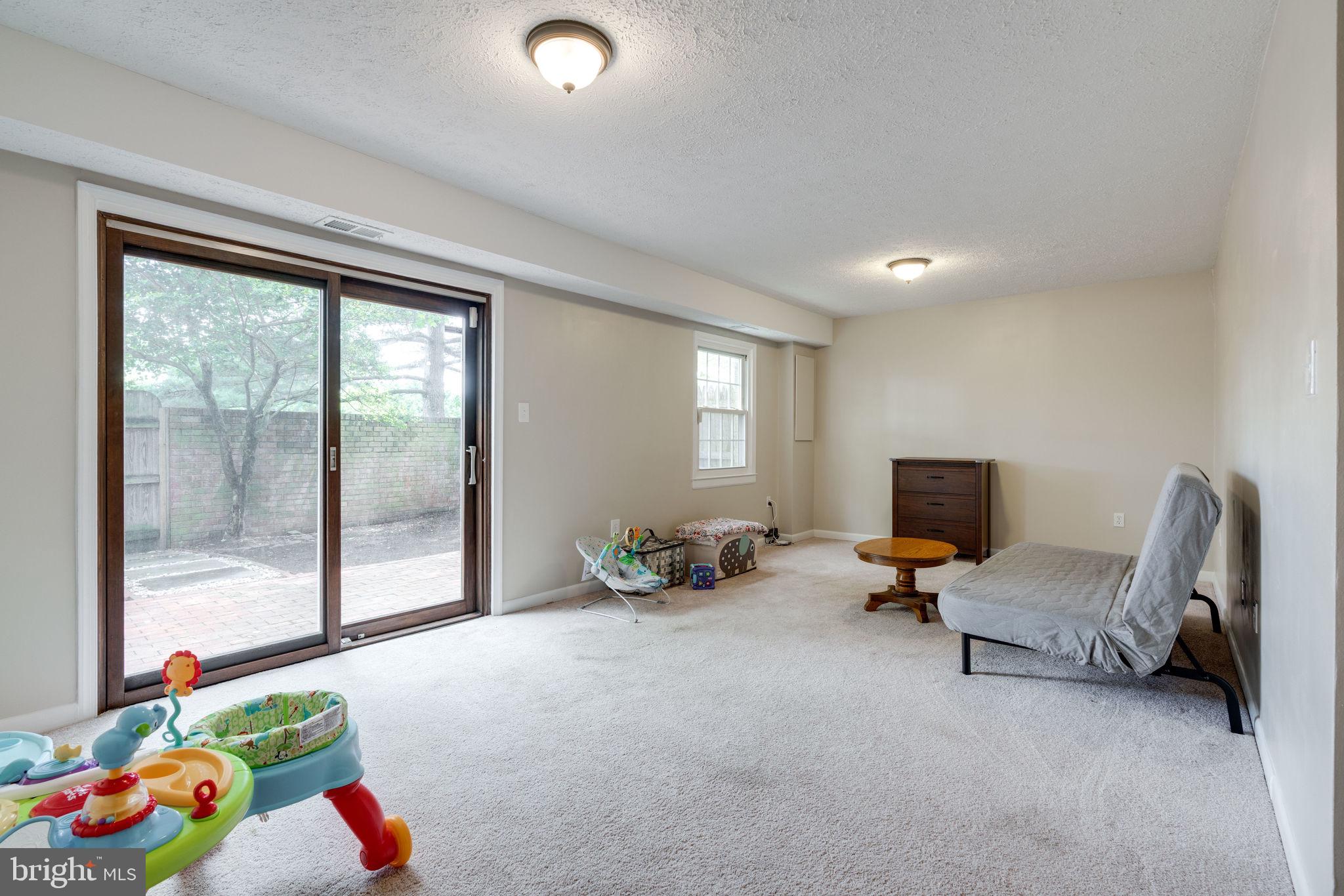 12707 HARBORVIEW COURT