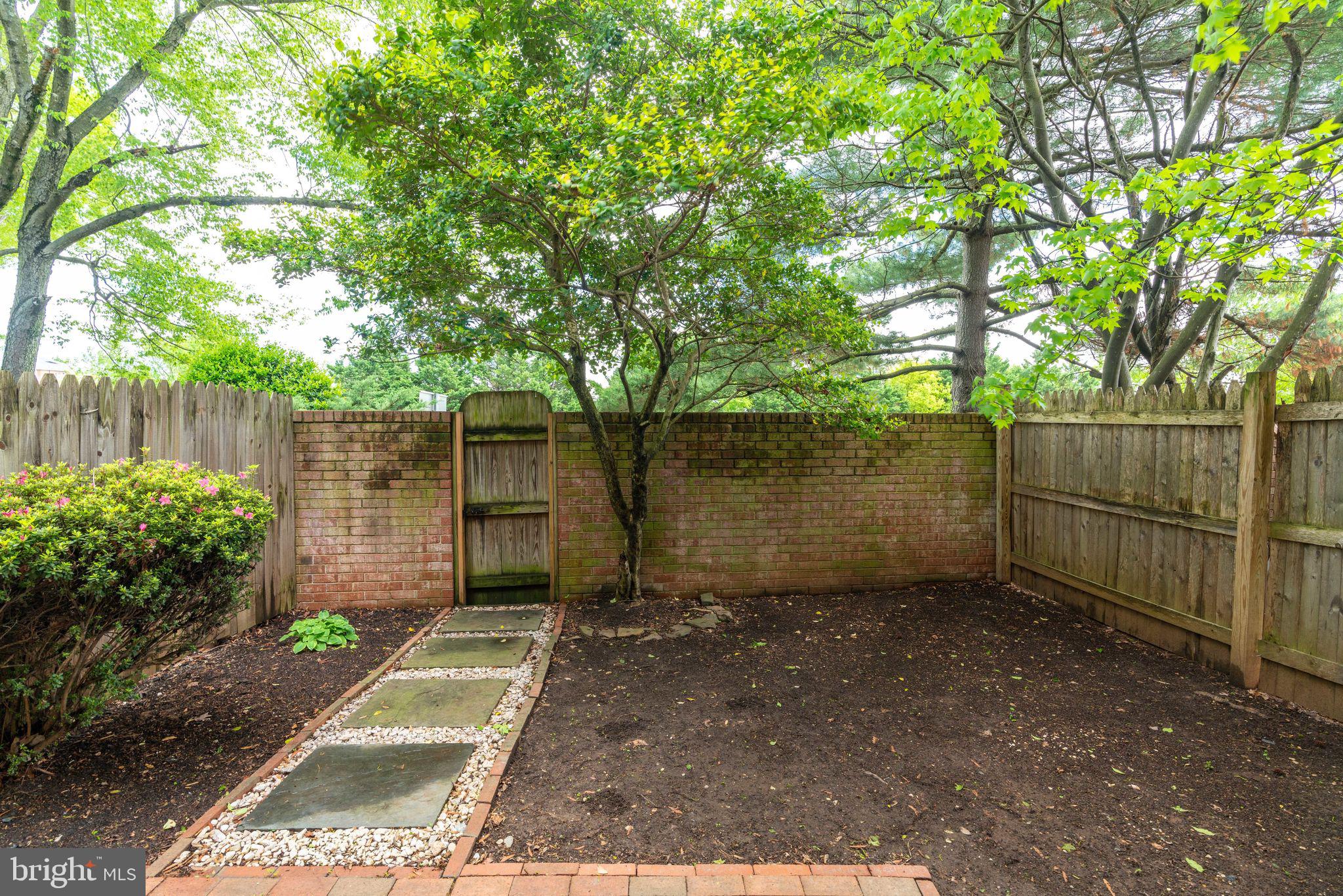 12707 HARBORVIEW COURT