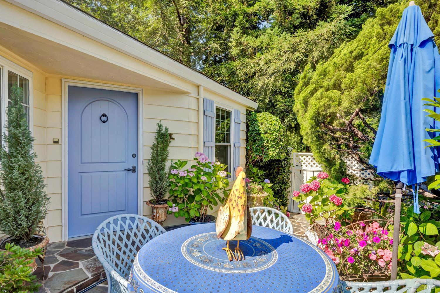 39 Laguna Seca Ct